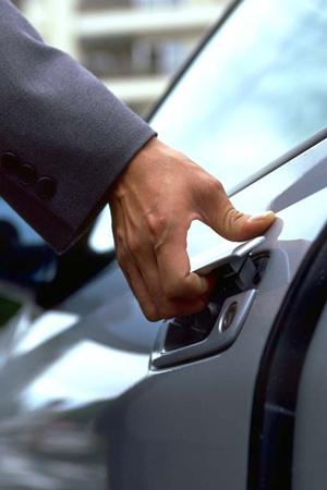 【公式】ティーバイティーガレージ｜全国対応の車買取・出張査定サービスと店舗情報